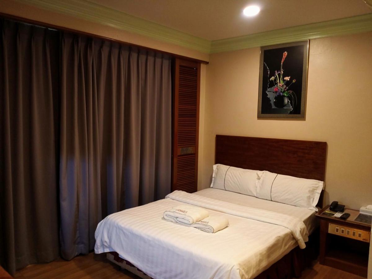 Hotel Deleeton Kota Kinabalu Eksteriør billede